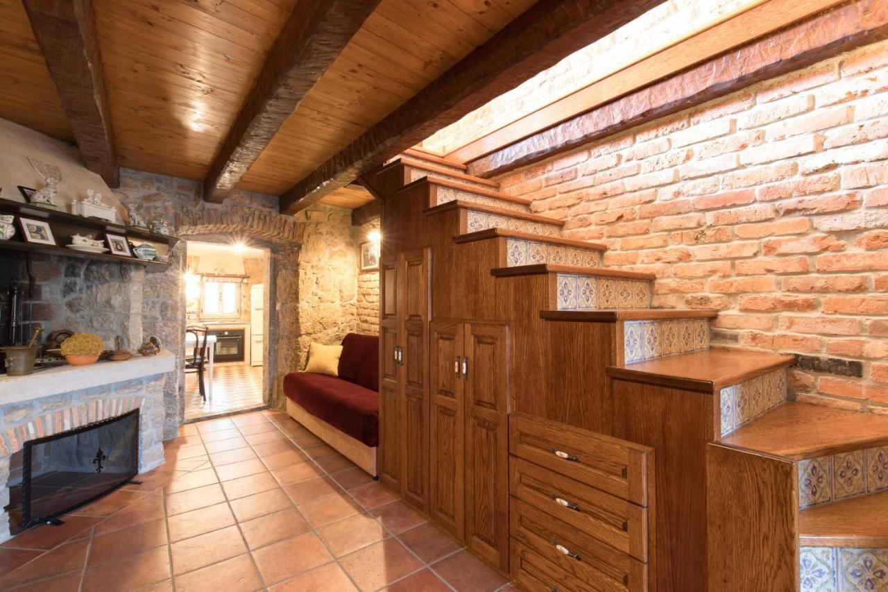 Holiday Home Bozanic فربنيك المظهر الخارجي الصورة