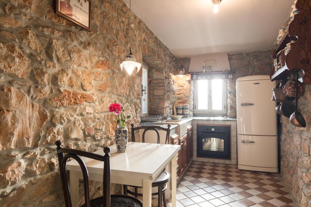 Holiday Home Bozanic فربنيك المظهر الخارجي الصورة