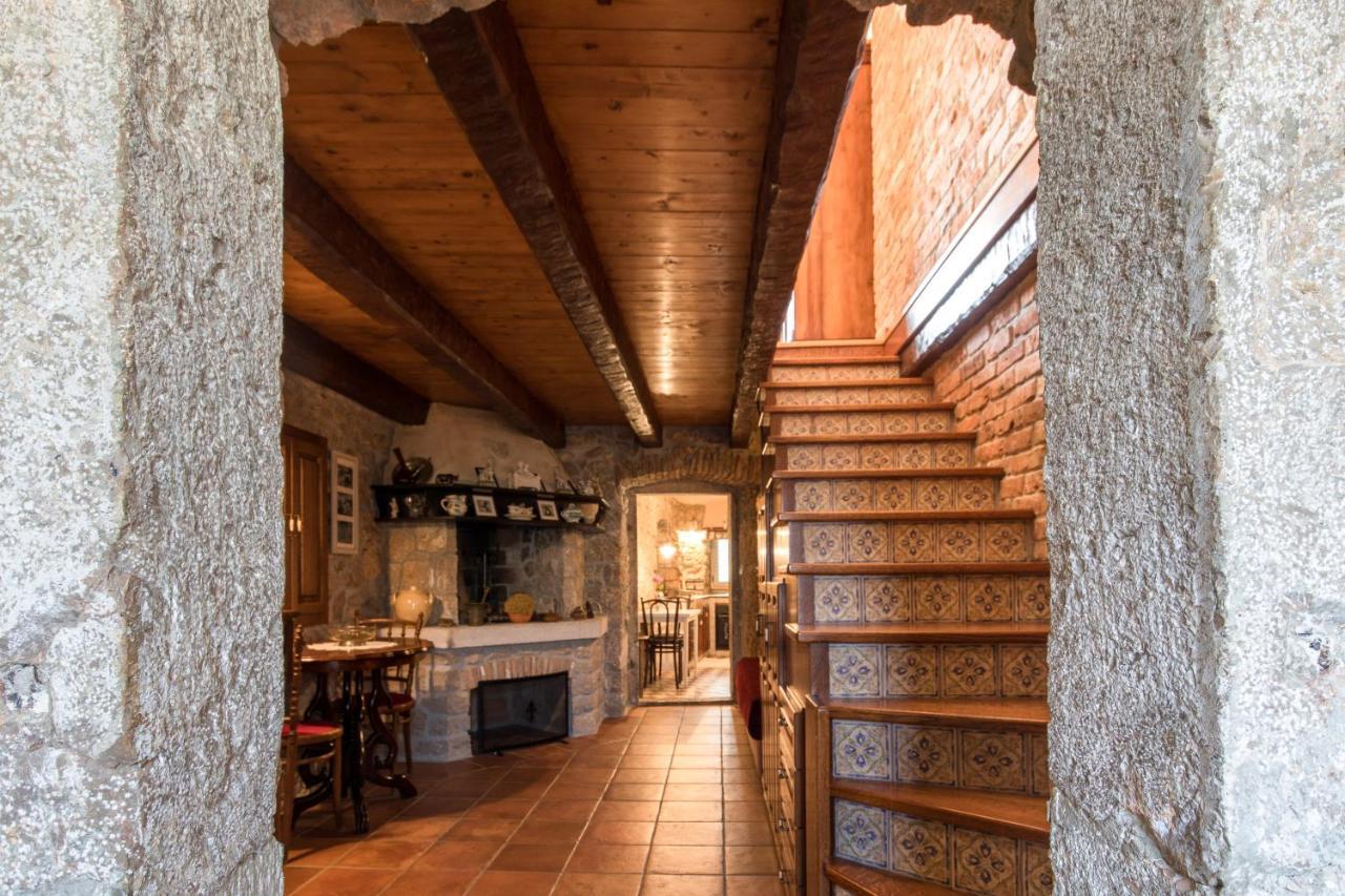 Holiday Home Bozanic فربنيك المظهر الخارجي الصورة